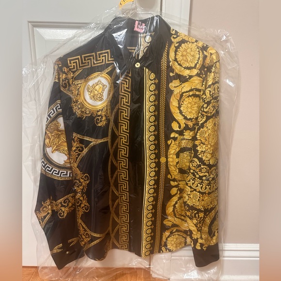 Versace shirt (La Coupe Dee Dieux Silk Shirt) - Picture 5 of 5